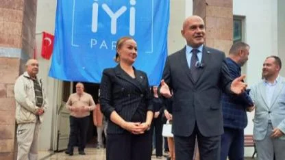 Ayvalık İyi Parti’de Gülten Sütçüoğlu Güven Tazeledi