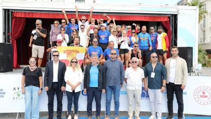 Ayvalık’ta triatlon rüzgarı esti