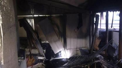 Balıkesir İvrindi’de çıkan yangında çatı katı harabeye döndü