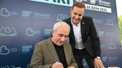 Balıkesir Kitap Fuarı’nı ilk iki günde 35 bin kişi ziyaret etti