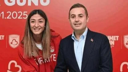 Balıkesir’in gururu Nafia Kuş Aydın 2. kez dünya şampiyonu oldu