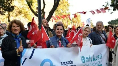 Balıkesirlilerden üç gün süren 10.10 etkinliklerine yoğun ilgi
