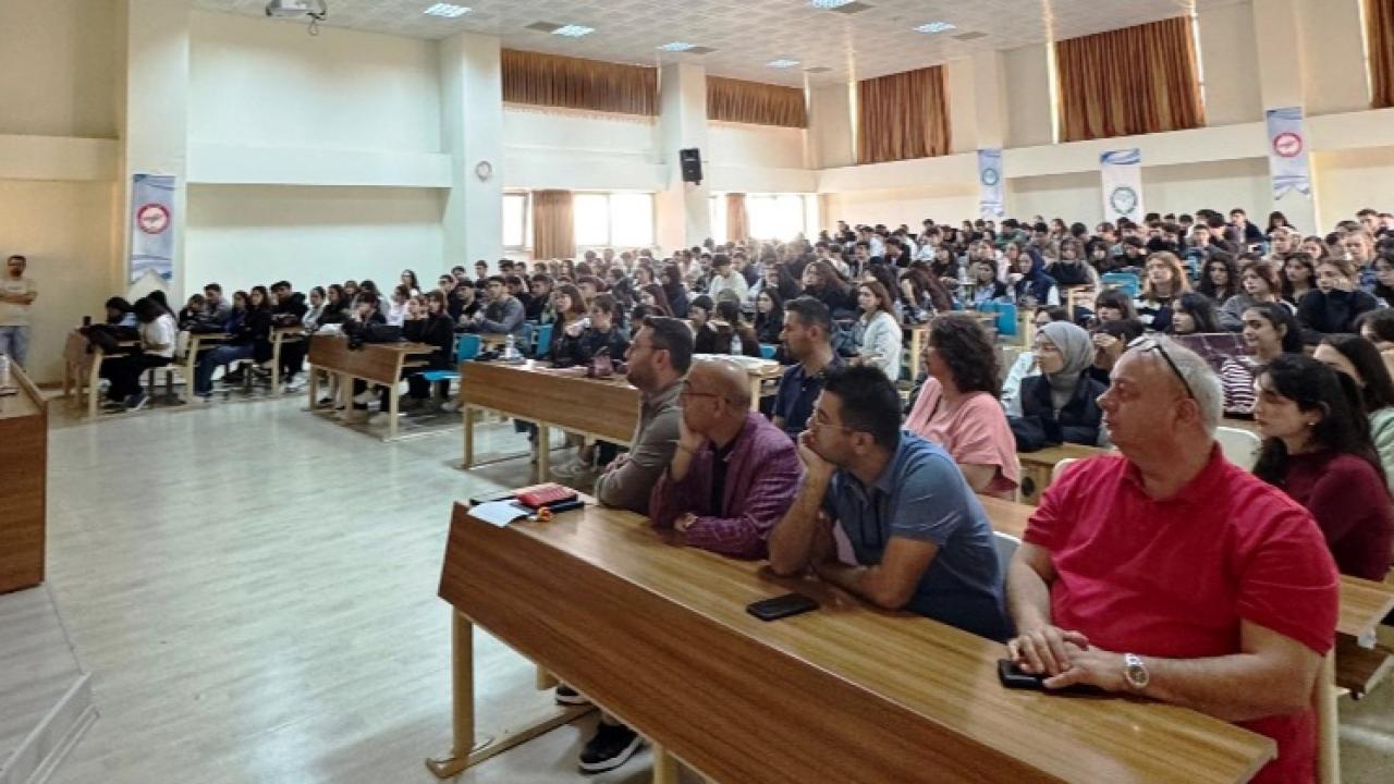 BAÜN İİBF’de İlk Ders: Filistin Soykırımı