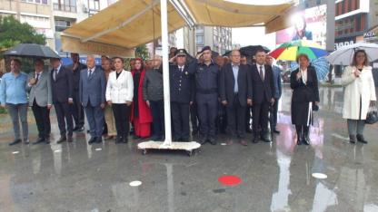 Burhaniye'de Muhtarlar Günü Yağmur Altında Coşkuyla Kutlandı