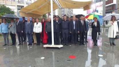Burhaniye'de Muhtarlar Günü Yağmur Altında Coşkuyla Kutlandı