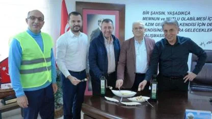 Burhaniye'de Zeytin Hasadı Başladı