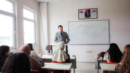 İl Sağlık Müdürümüz Dr. Miraç ÇAVDAR Akademik Yılı Açılış Dersi programına katıldı