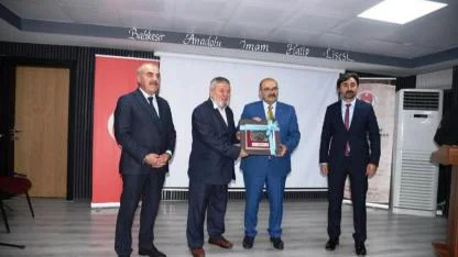 İmam Hatip Okullarının Kuruluş Yıldönümü Balıkesir'de Coşkuyla Kutlandı