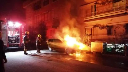 Karesi’ de araç alev alev yandı