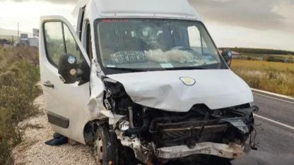 Balıkesir'de korkunç kaza: 2 kişi öldü, 7 yaralandı