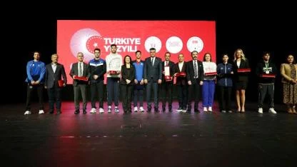 Türkiye Üniversite Sporları Gecesinde BAÜN’e Prestijli Ödül