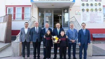 Vali İsmail Ustaoğlu Okul Ziyaretlerine Devam Ediyor