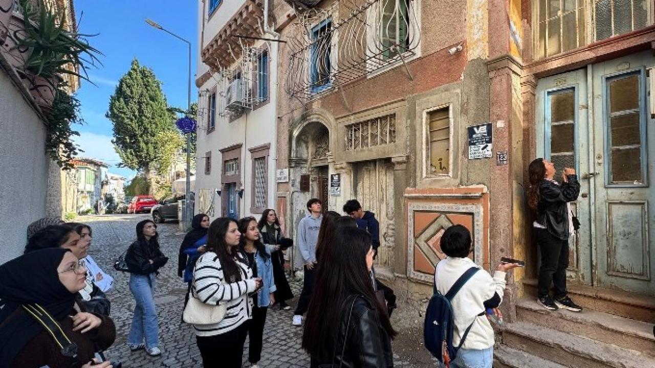 Ayvalık MYO Öğrencilerinden Tarihi yerlere teknik gezi