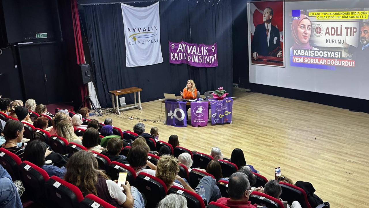 Ayvalık’ta, Kadına Yönelik Şiddete Karşı Mücadele Vurgusu
