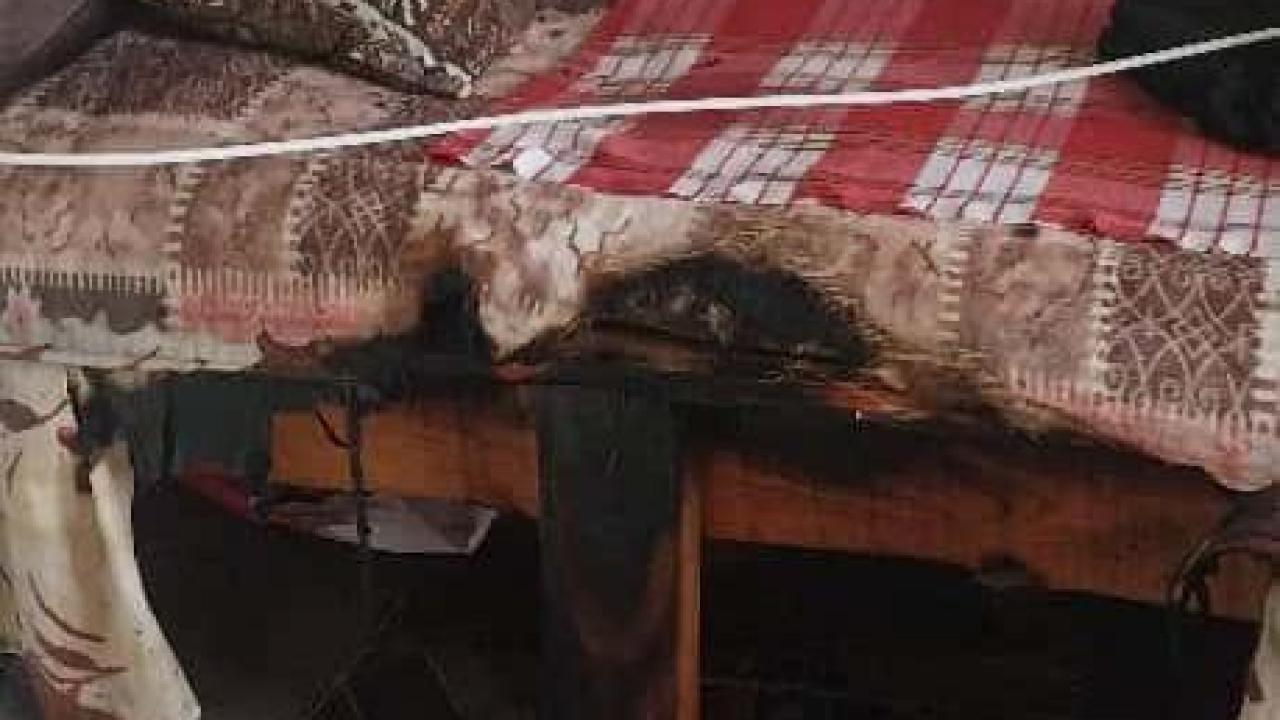 Balıkesir Gömeç&#039;te ev yangını