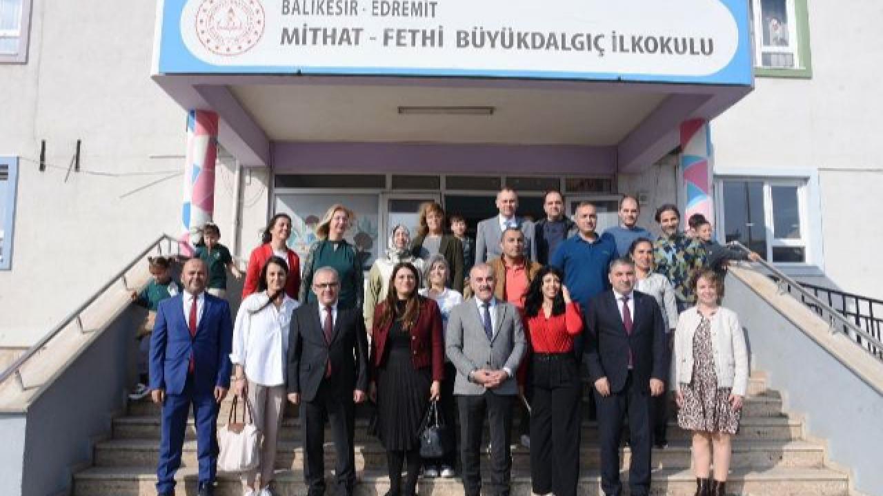 Balıkesir İl Müdürü Murat Demir&#039;den Edremit&#039;te Okul Ziyaretleri
