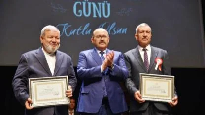 Balıkesir’de 24 Kasım Öğretmenler Günü Coşkuyla Kutlandı