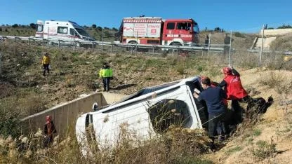 Balıkesir’de otomobil şarampole yuvarlandı: 1 Yaralı