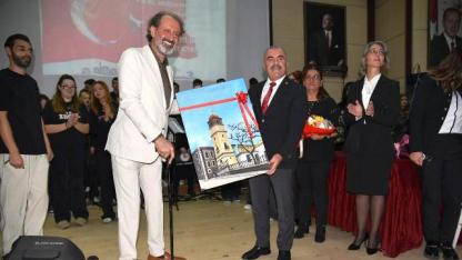 Balıkesir'de Sanatın Kalbi "Kim Var?" Etkinliği ile Attı