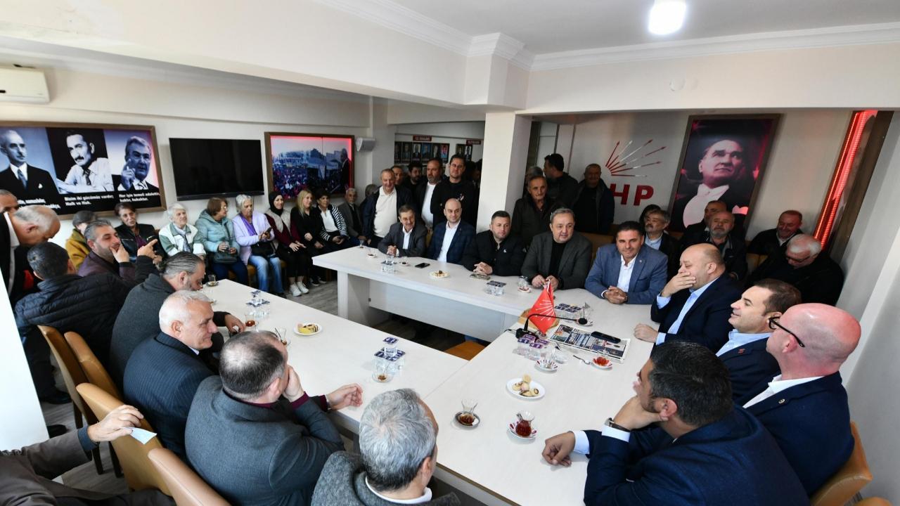 Başkan Akın Gönen&#039;de partililerle buluştu