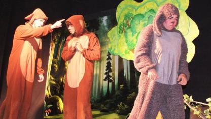 Burhaniyeli amatörlerin oyunu ayakta alkışlandı