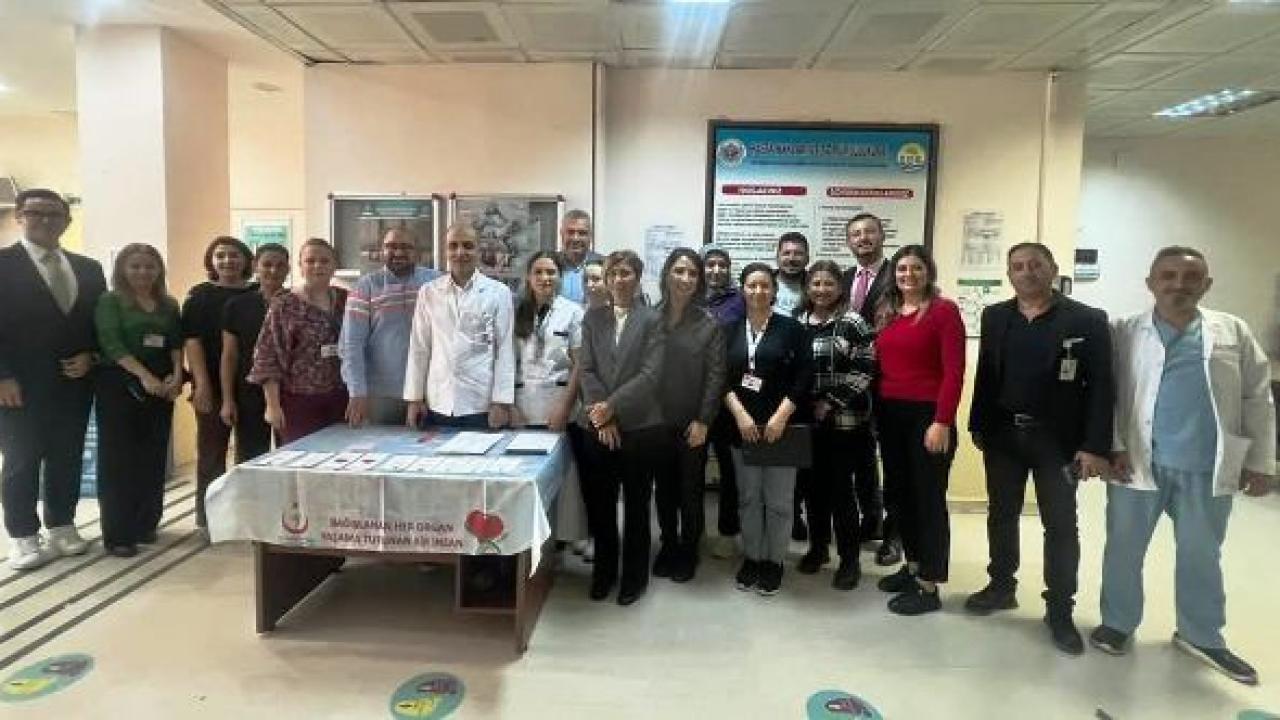 Edremit Devlet Hastanesi’nde organ bağışı farkındalık standı kuruldu