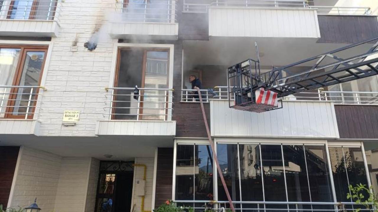 Edremit&#039;te yangın evi kullanılamaz hale getirdi.