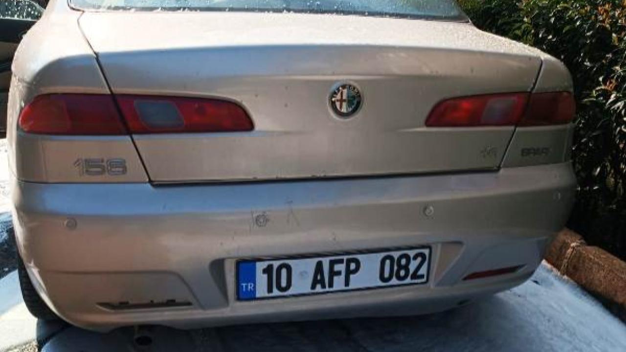 Gönen’de bir araç yandı