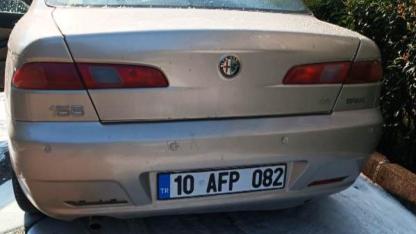 Gönen’de bir araç yandı