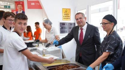 Öğrenci Dostu Kent Lokantaları yeni eğitim döneminde de ilgi görmeye devam ediyor