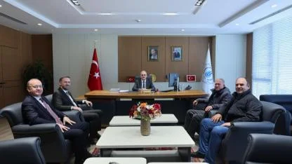 Ak Parti'den rektör ziyareti