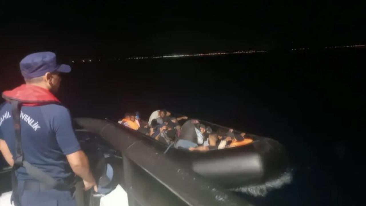 Ayvalık’ta 23 Düzensiz Göçmen Yakalandı