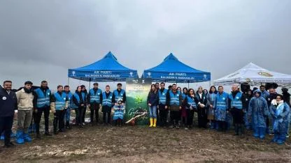 Balıkesir AK Gençlik’ten Fidan Dikim Seferberliği