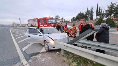 Balıkesir–Edremit Çevre Yolu’nda Çift Taraflı Trafik Kazası: 5 Yaralı