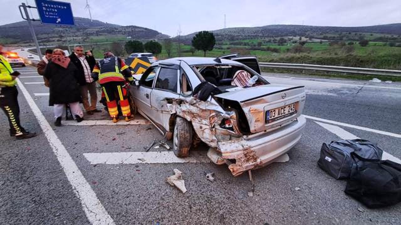 Balıkesir–Edremit Çevre Yolu’nda Çift Taraflı Trafik Kazası: 5 Yaralı