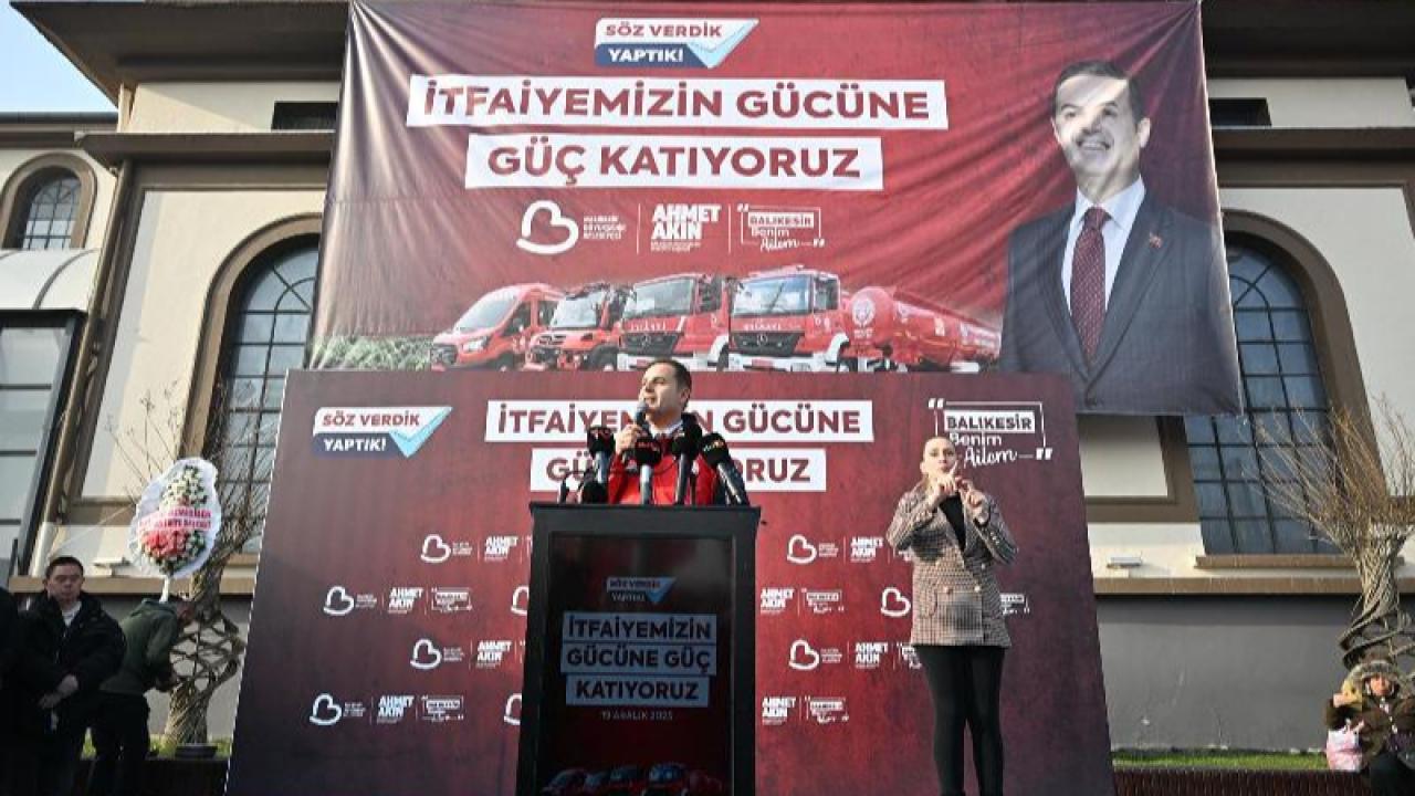 Balıkesir İtfaiyesi'nde 7 araç törenle hizmete girdi.