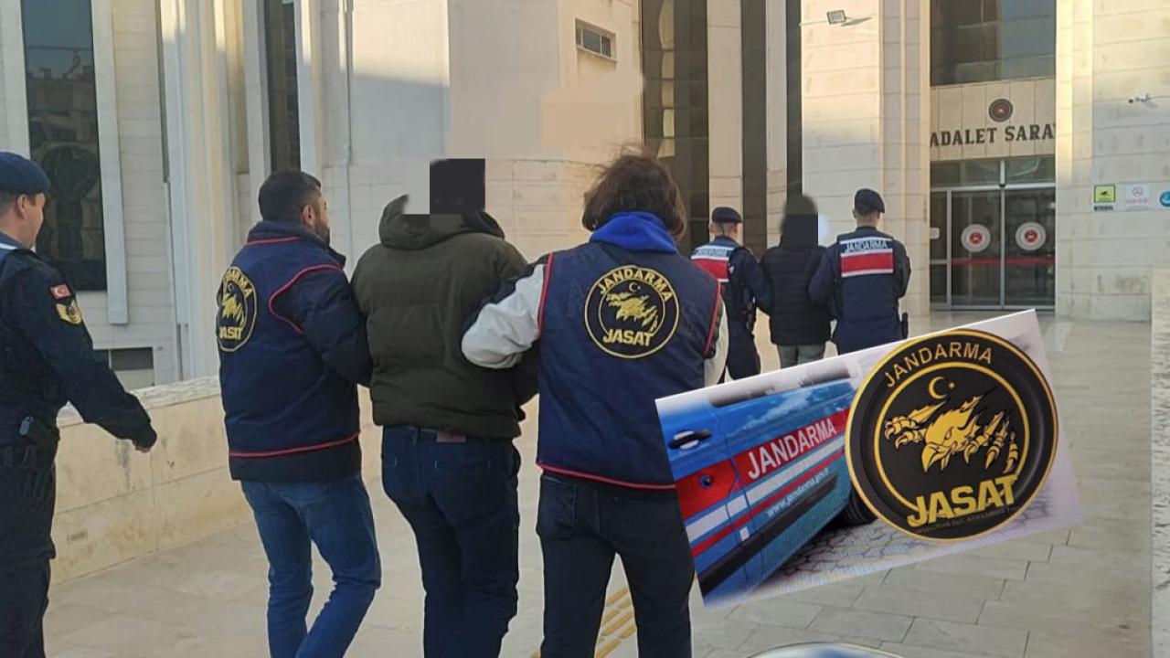 Balıkesir'de jandarma, sessiz aparatlı hırsızları kıskıvrak yakaladı