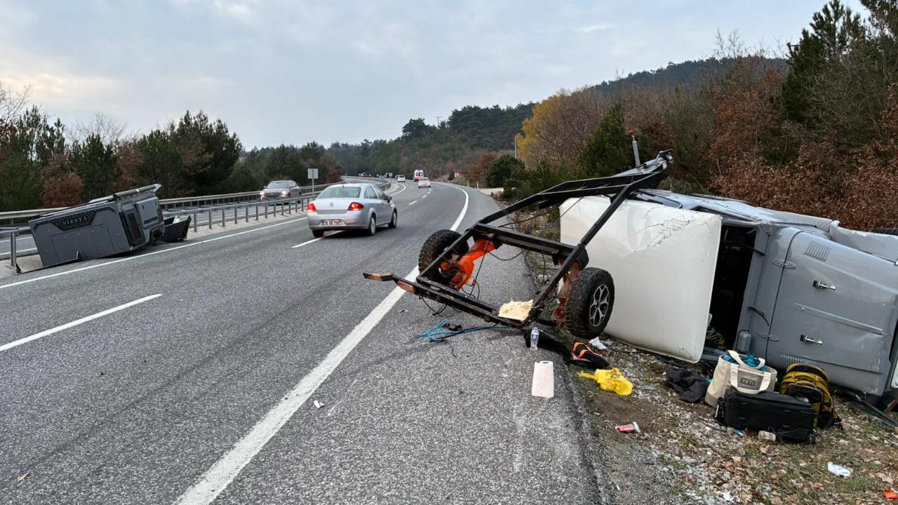 Balıkesir’de Karavanlı Kaza: 3 Yaralı