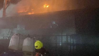 Bandırma sanayi sitesinde yangın paniği!