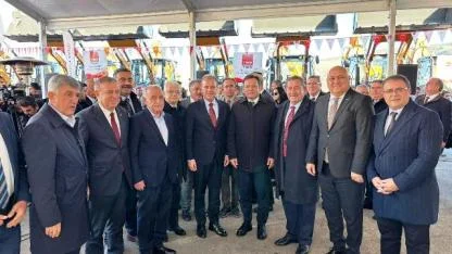 Burhaniye Belediyesi Araç Filosunu Güçlendiriyor