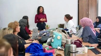 Burhaniye Belediyesi’nden Kadınlara Özel Program Düzenlendi