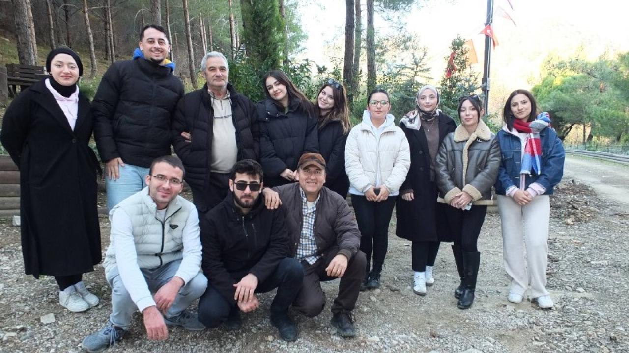 Burhaniye'den üniversiteliler Dereli köyünün konuğu oldu