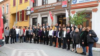 CHP Edremit'ten "Seçme ve Seçilme Hakkının 91. Yılı" Vurgusu