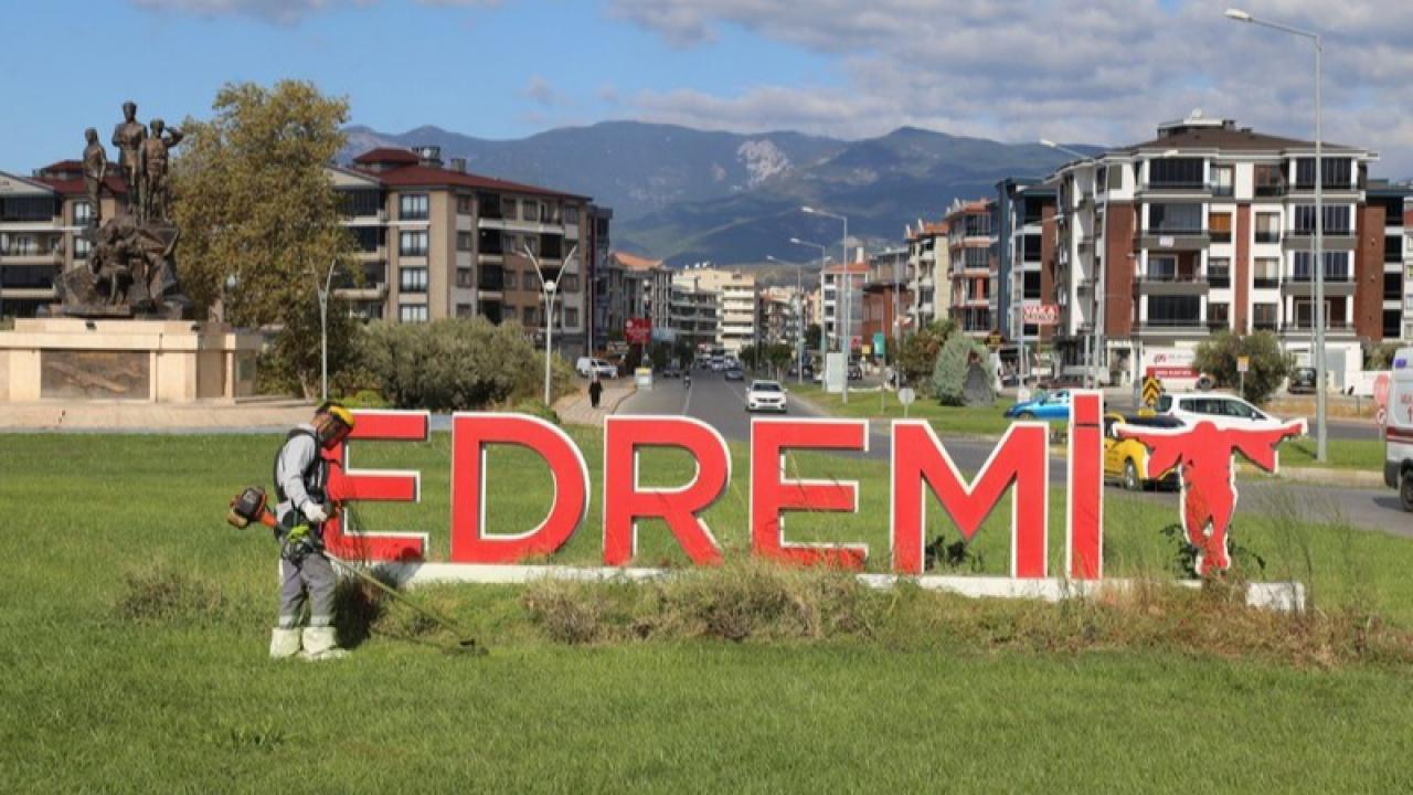 Edremit park ve yeşil alanları ile nefes alıyor....
