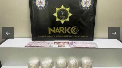 Edremit’te durdurulan araçtan 5 kilo uyuşturucu çıktı