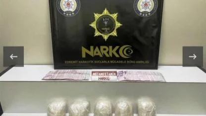 Edremit’te durdurulan araçtan 5 kilo uyuşturucu çıktı