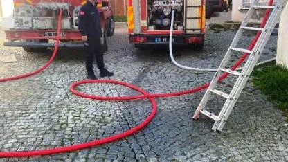 Gömeç’te iki katlı evde yangın