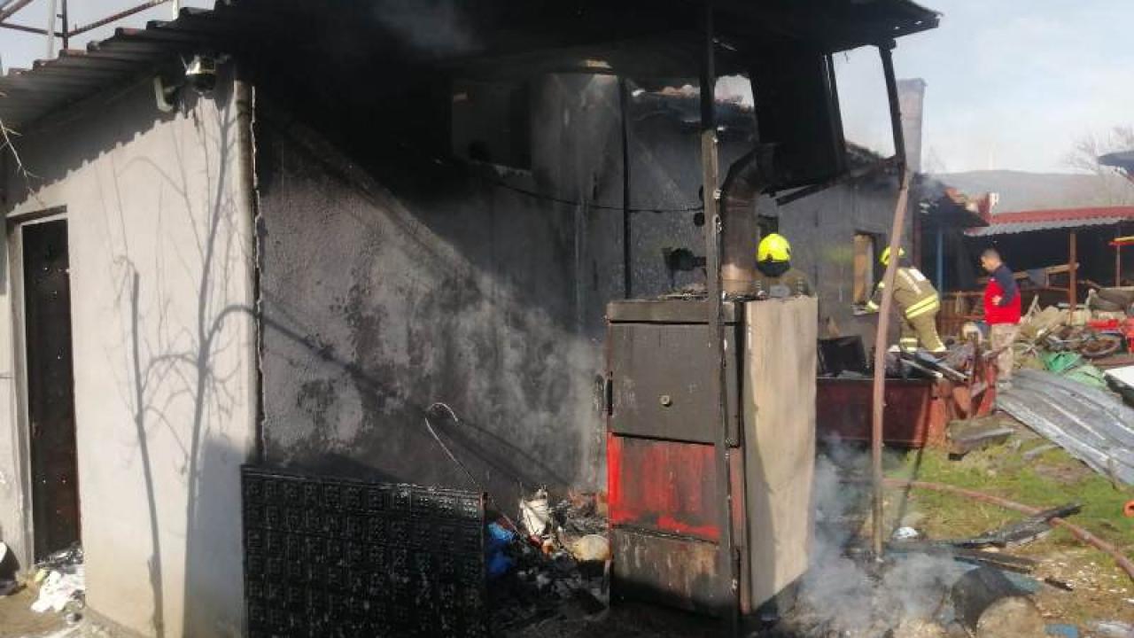 Gönen’de Çıkan Ev Yangını Harabeye Döndü