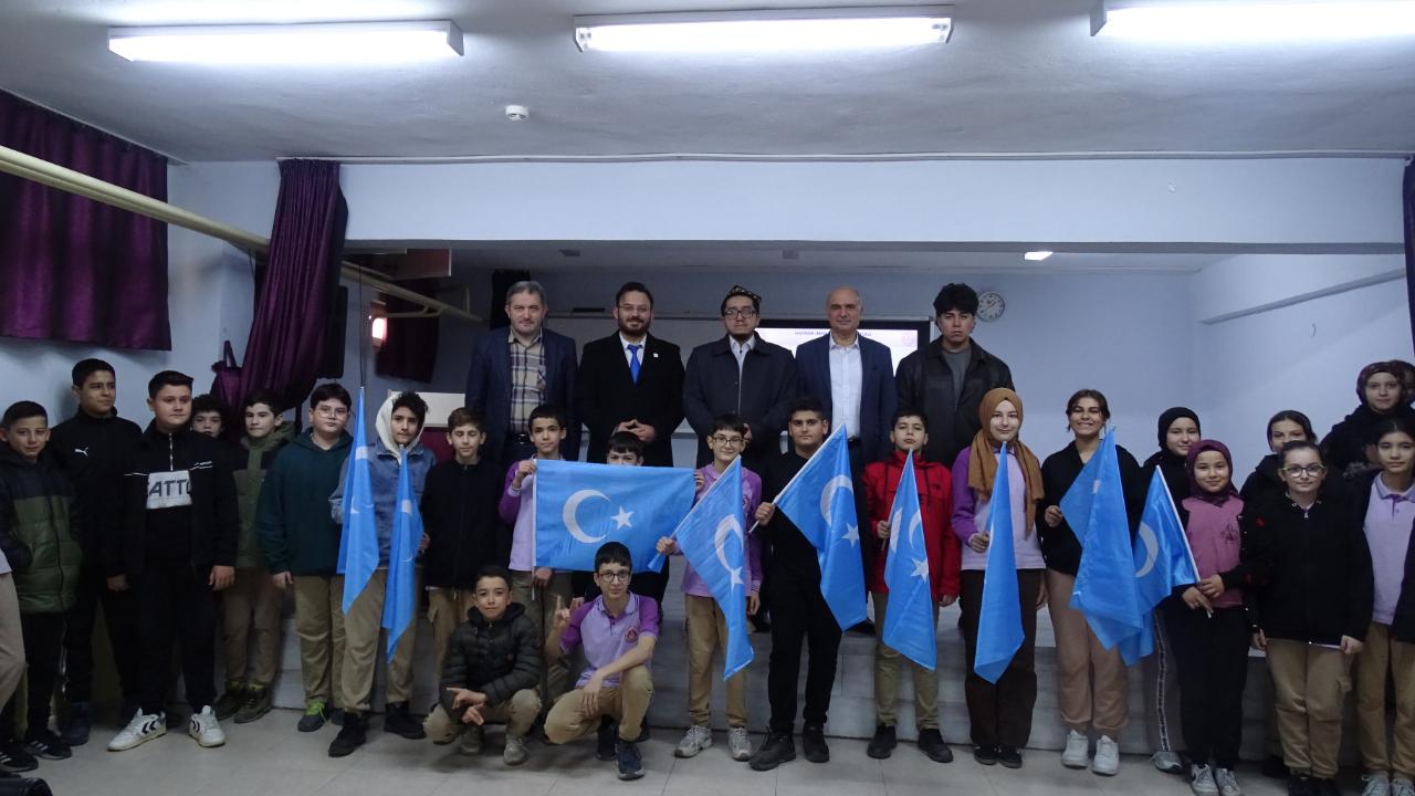 Havran İmam Hatip Ortaokulunda Dünya İnsan Hakları Günü Programı