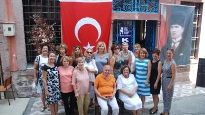 Kasım’da mor renk coşkusu ve kadınlarımız: Kasaid Derneği